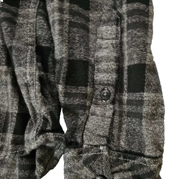 PD&C Flannel Shirt Button Up Long Sleeve Gray Plaid Men's Medium - Picture 2 of 6
